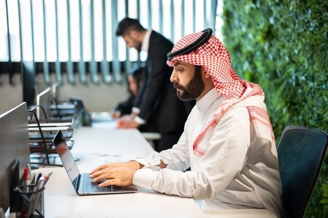 ليش إنهاء الدوام... ما يعني دائمًا انتهاء العمل؟